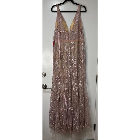 Mac Duggal Pink Floral Embellished Sleeveless Plunge Neck Gown Size 14 NWT 67481 - Picture 10 of 16
